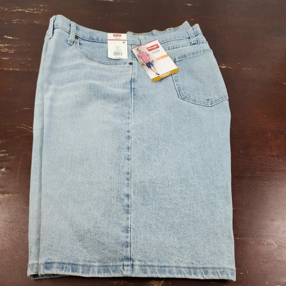 Wrangler Mens 46 Relaxed Fit FLEX Denim Jean‎ Shorts Cotton Blend 10